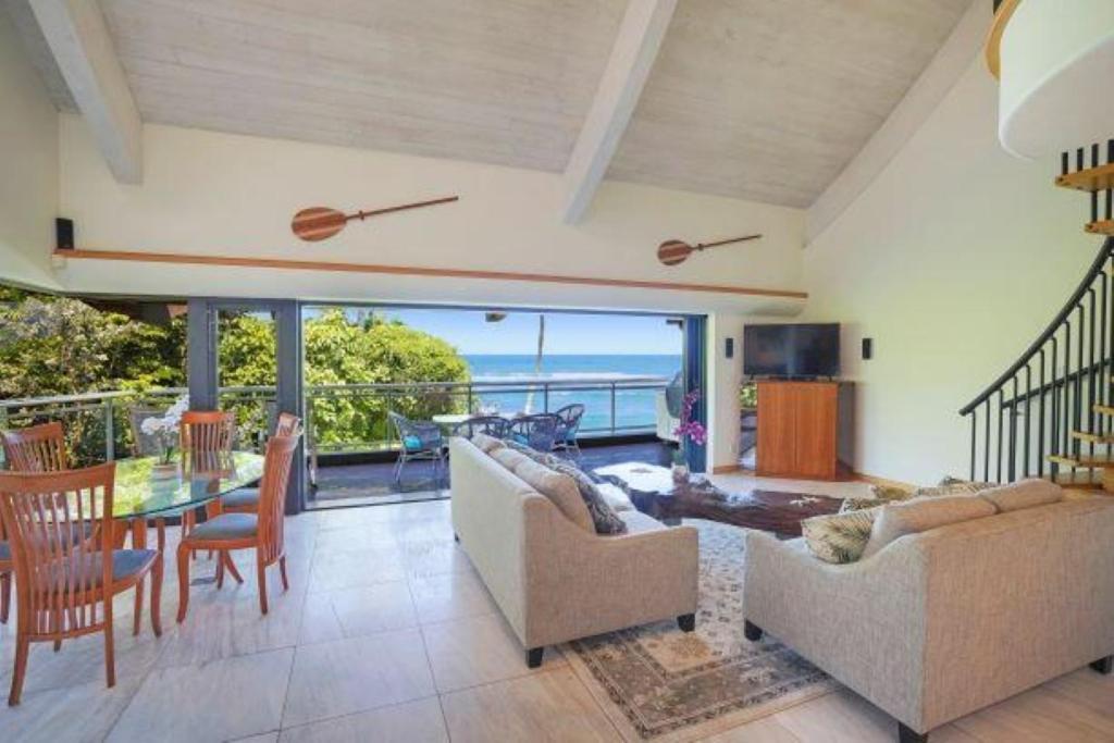 Luxury 2-Story Oceanfront Condo W/ Views & Pool Wailua  Esterno foto